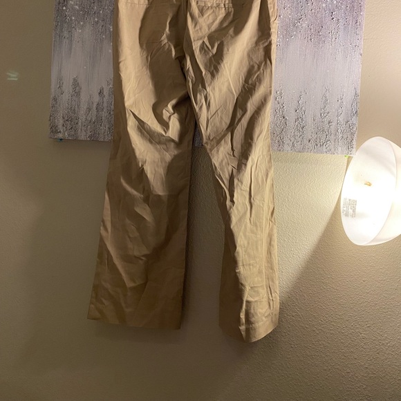 NWT Old Navy  beige/tan Pants size 14 - Picture 2 of 5